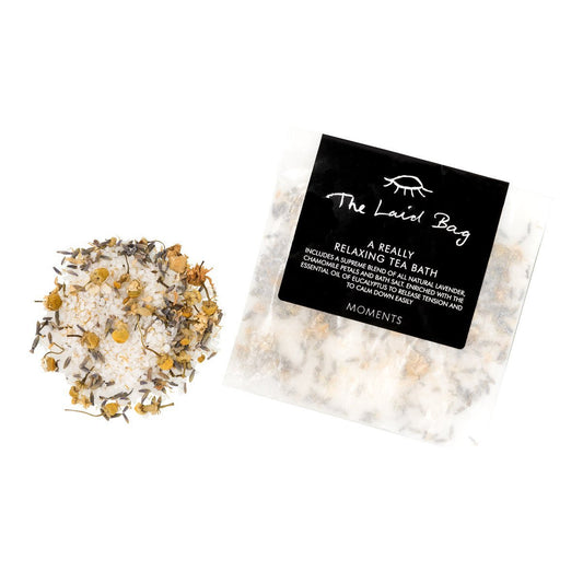 The Laid Bag badzout maak van jouw badkamer een ware spa. Vul een bad met heet & stomend water en dompel jezelf in een relaxend bad.